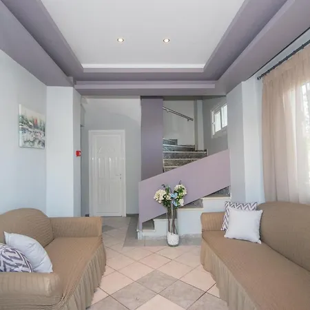 Apartment Avra Ii